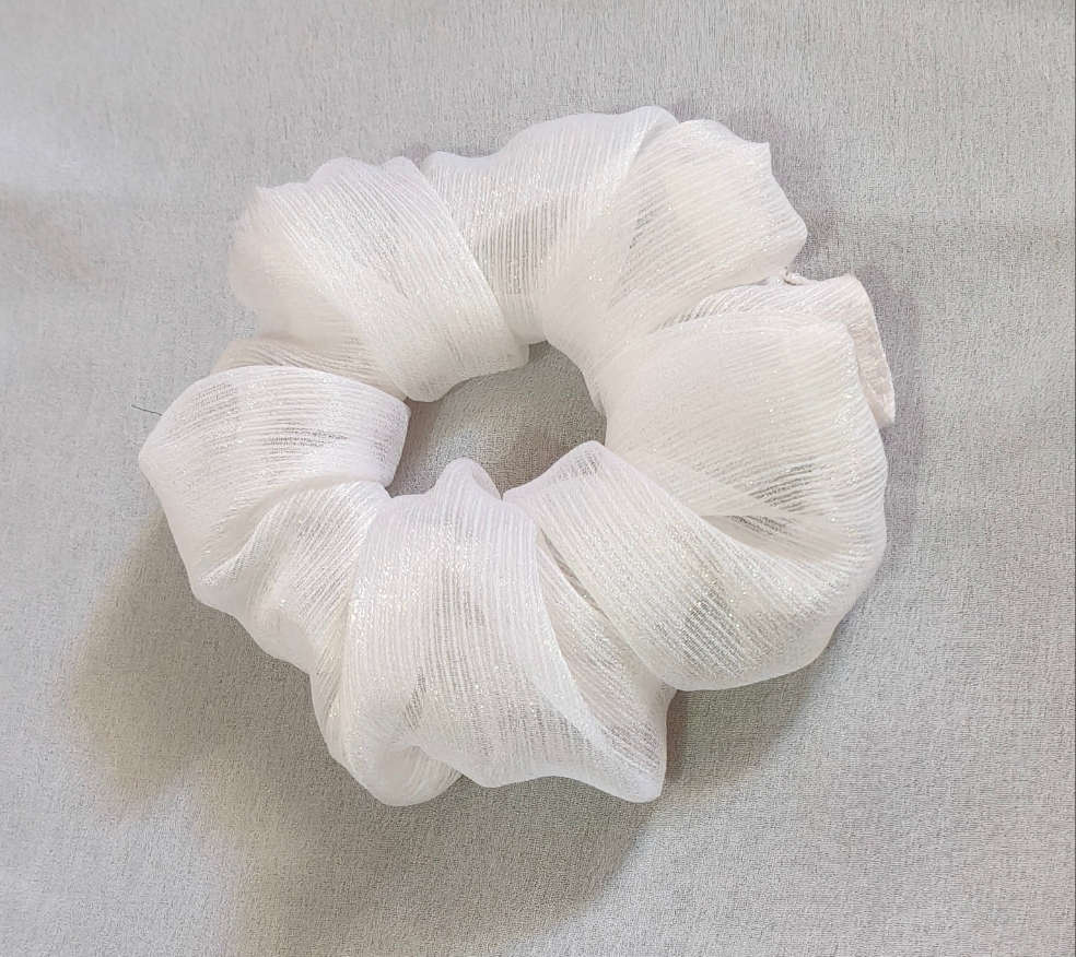 Gost white organza scrunchies