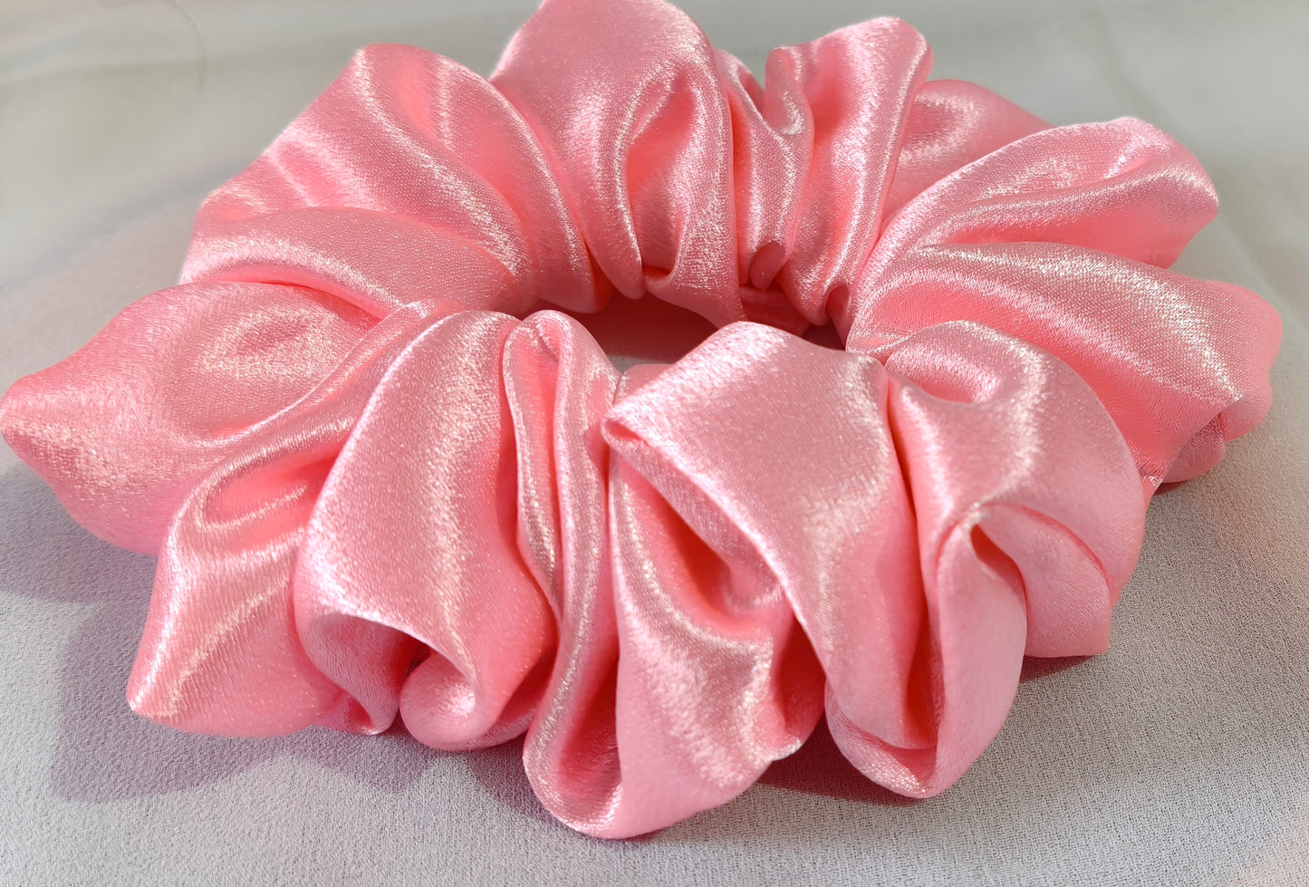 Premium silk satin scrunchies baby pink siz m