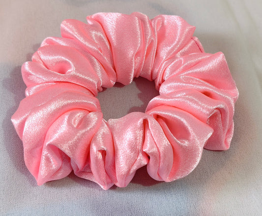 Premium silk satin scrunchies.baby pink.L siz